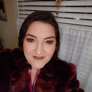 Meet your Posher, Shannon